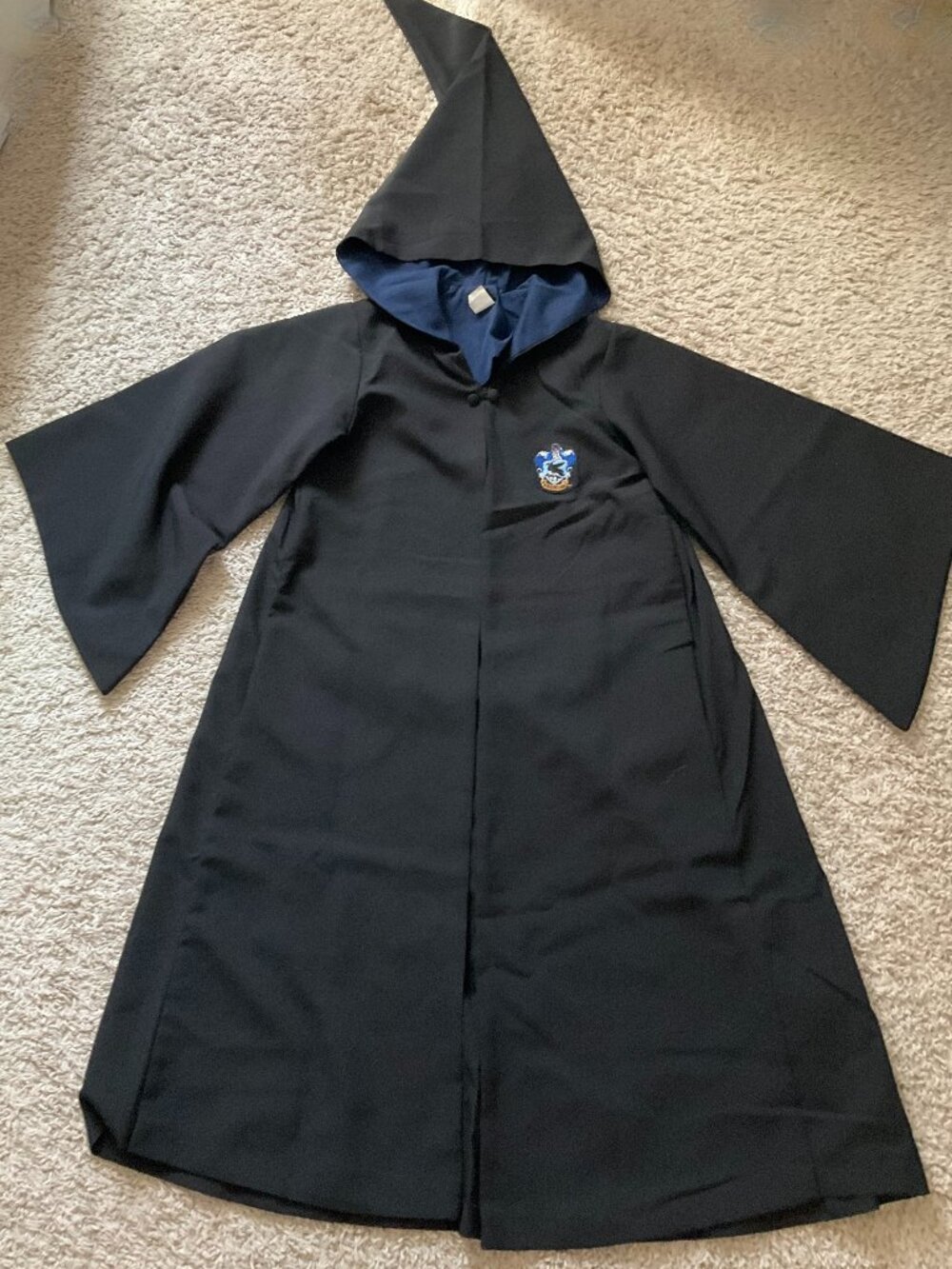 Universal Studios Wizarding of Worl Harry Potter Ravenclaw Youth Robe. Size XXS